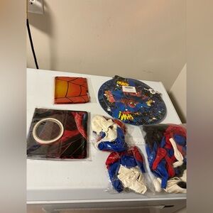 Three tier cupcake holder Superman and supplies